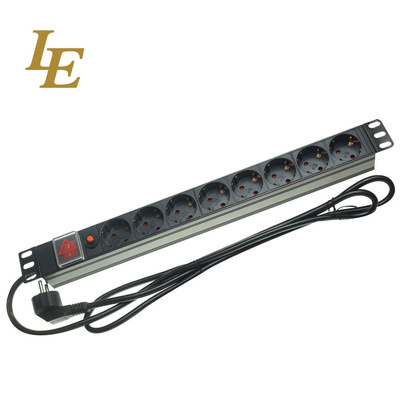 Szafa serwerowa z aluminiową szafą serwerową 6 portów 19 '' PDU z przełącznikiem